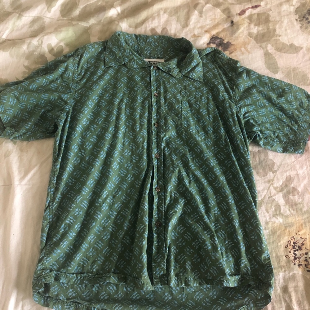 Green button up with lil blue fishys